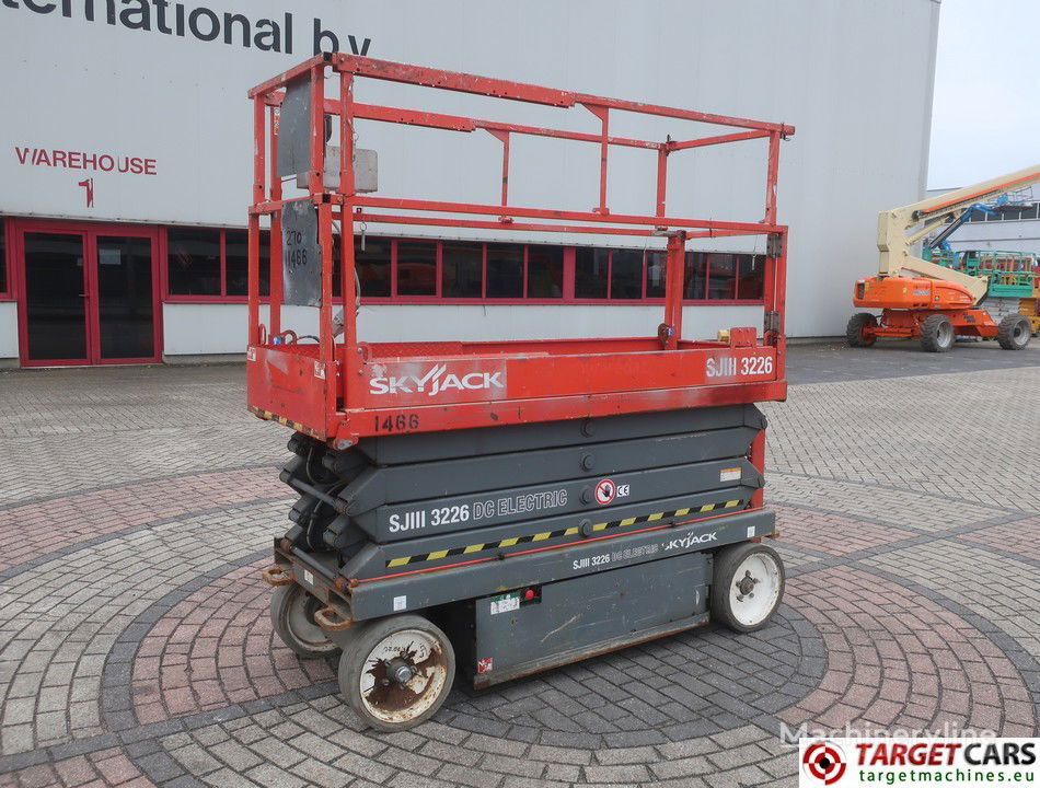 Skyjack SJIII-3226  scissor lift