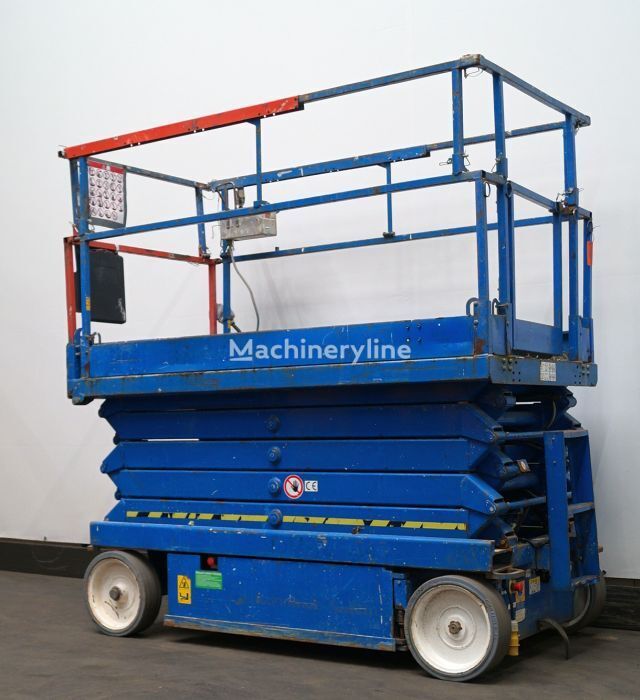 Skyjack SJIII 4632 scissor lift