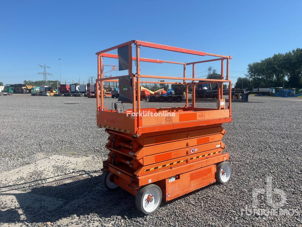 Skyjack SJIII 4632 Electric scissor lift