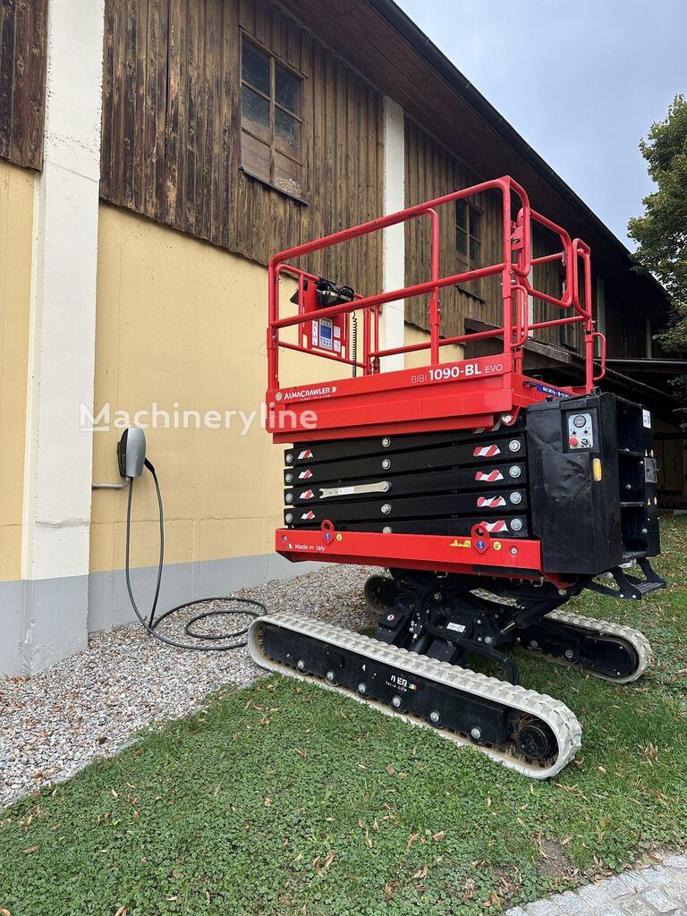 بيع رافعة هيدروليكية مقصية Sonstige Almac | Machineryline رافعة هيدروليكية مقصية Sonstige Almac - Machineryline