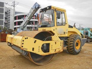 compacteur monocylindre BOMAG BW211D-4