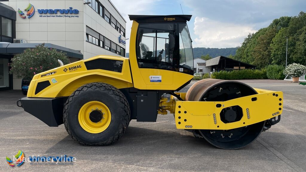 BOMAG BW213 D-5 single drum compactor