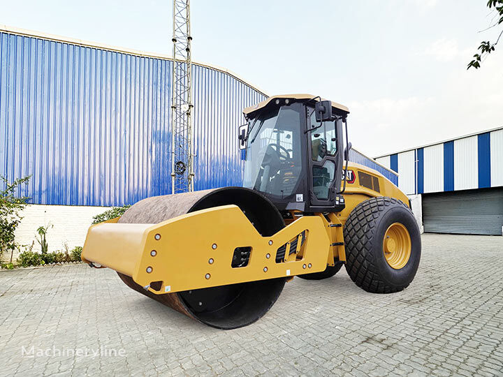 nový zemný valec Caterpillar CS12GC