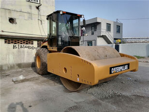 грунтовый каток Caterpillar CS683E