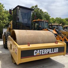 xe đầm một trống Caterpillar CS683E