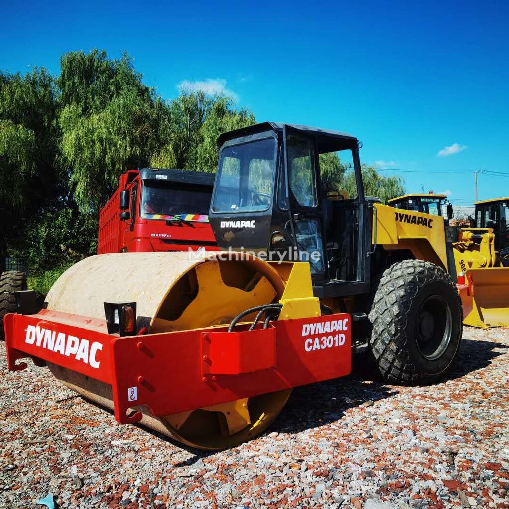 Dynapac CA301D single drum compactor