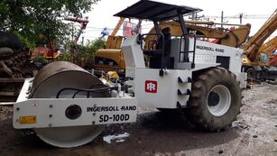 xe đầm một trống Ingersoll Rand SD100D