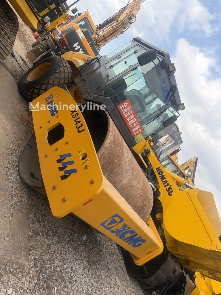 غلتک تک درام XCMG XS143J - Machineryline