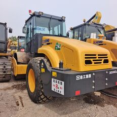 XCMG XS143J single drum compactor