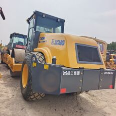 XCMG XS143J single drum compactor for sale - Image 4 | Machineryline PK XCMG XS143J single drum compactor | Image 4 - Machineryline