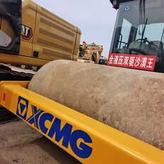 مدحلة لأعمال دك التربة XCMG XS143J CHINA BIGGEST SUPPLIER