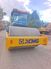 XCMG XS223J single drum compactor
