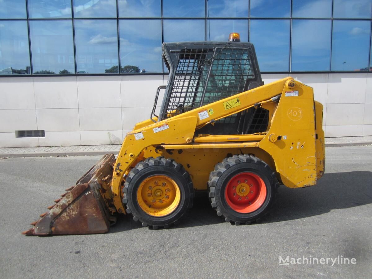 Bobcat S130 minicargadora