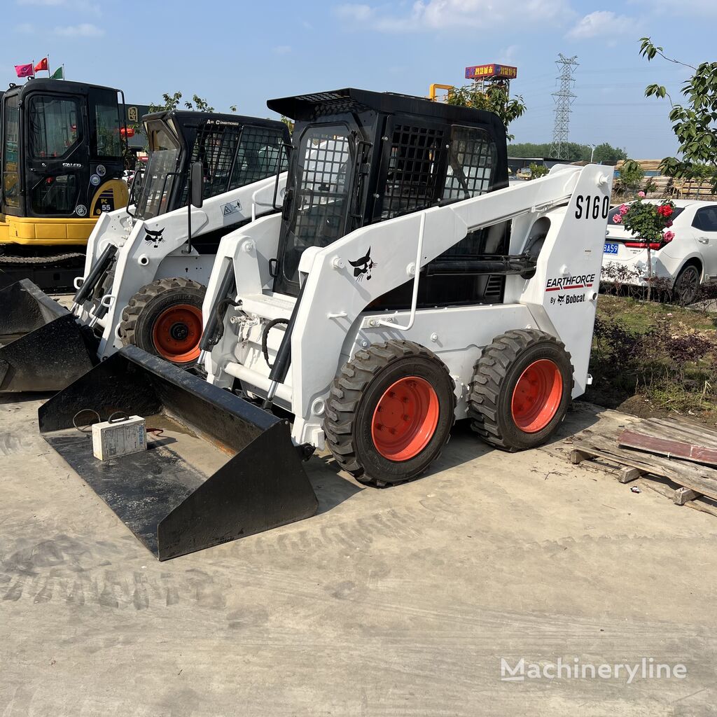 міні-навантажувач Bobcat S160