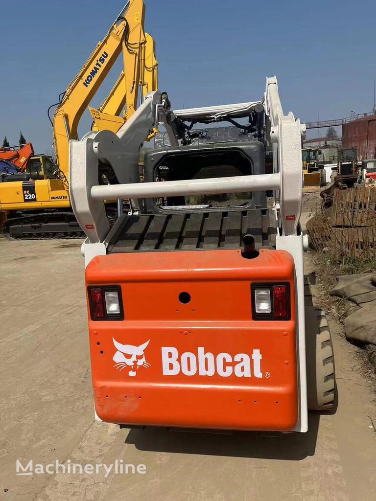 mini nakladač Bobcat S185