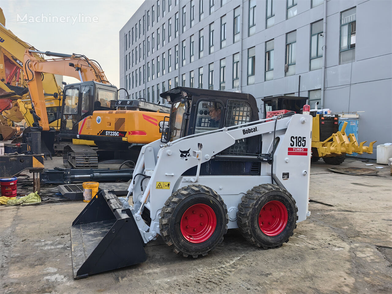 Bobcat S185 skid steer