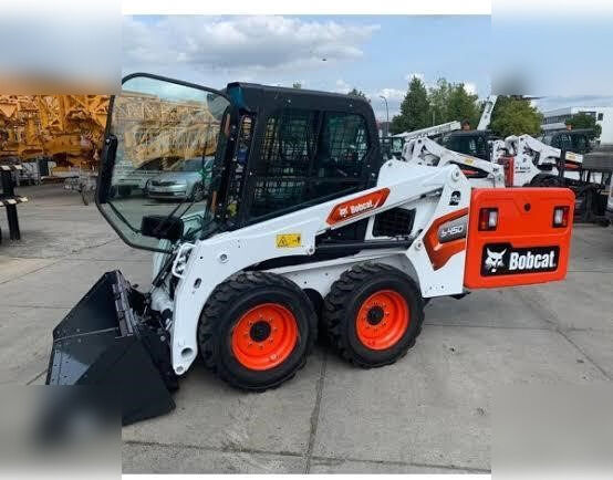 Mini-chargeuse Bobcat S450 à vendre | Machineryline LU Mini-chargeuse Bobcat S450 neuve - Machineryline