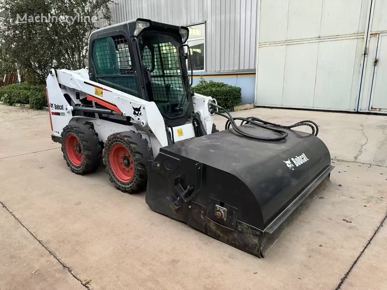 miniładowarka Bobcat S550 S76 S650 S86 S450