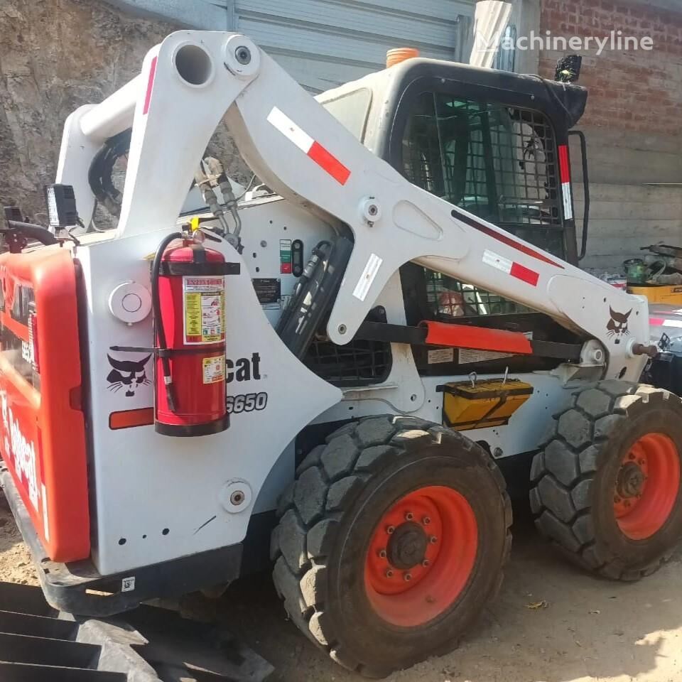 Bobcat S650 skid steer