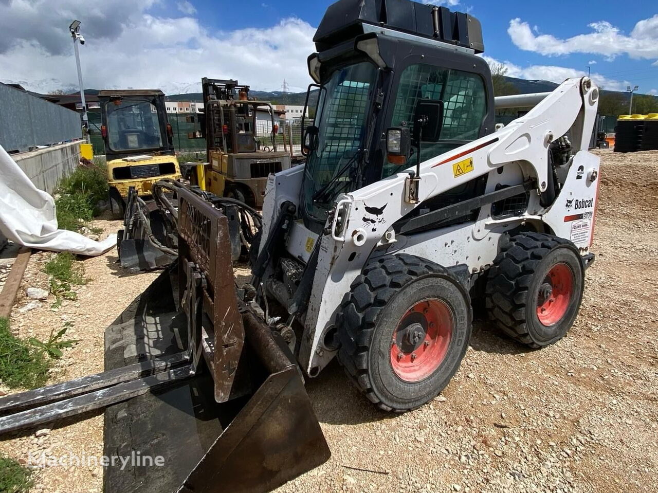 Bobcat S770 skid steer