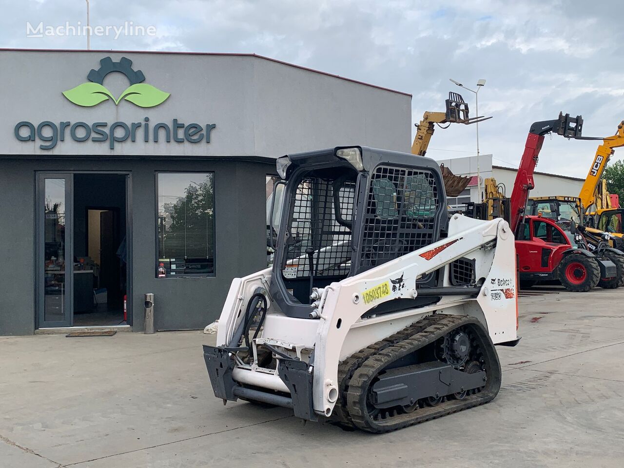 Bobcat T450 skid steer