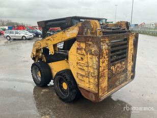 جرافة انزلاقية التوجيه Caterpillar 226D