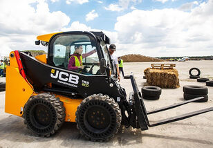 جديد جرافة انزلاقية التوجيه JCB PB175