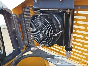 Šmykom riadený nakladač Newrick Tracked Pedestrian Skidsteer Loader, Piped, Bucket na predaj - Obraz 24 | Machineryline SK Nový šmykom riadený nakladač Newrick Tracked Pedestrian Skidsteer Loader, Piped, Bucket | Obraz 24 - Machineryline