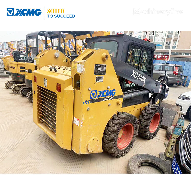 XCMG XC740K skid steer