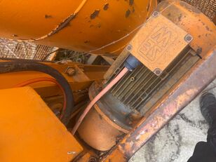 PS201 fasādes pacēlājs