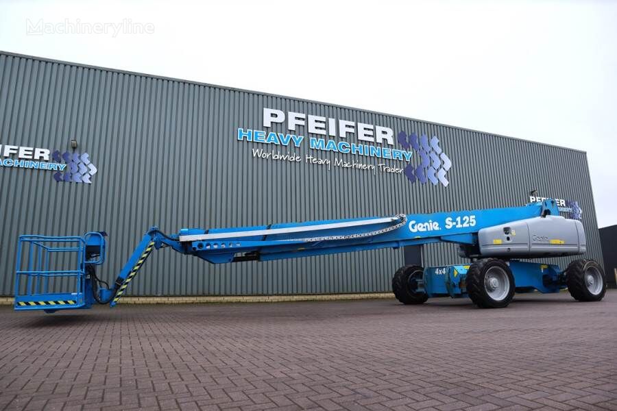 텔레스코픽 붐 리프트 Genie S125 Diesel, 4x4x4 Drive, 40.1m Working Height, 24