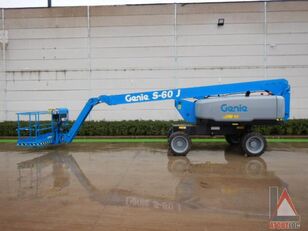 nacele cu brat telescopic Genie S60J