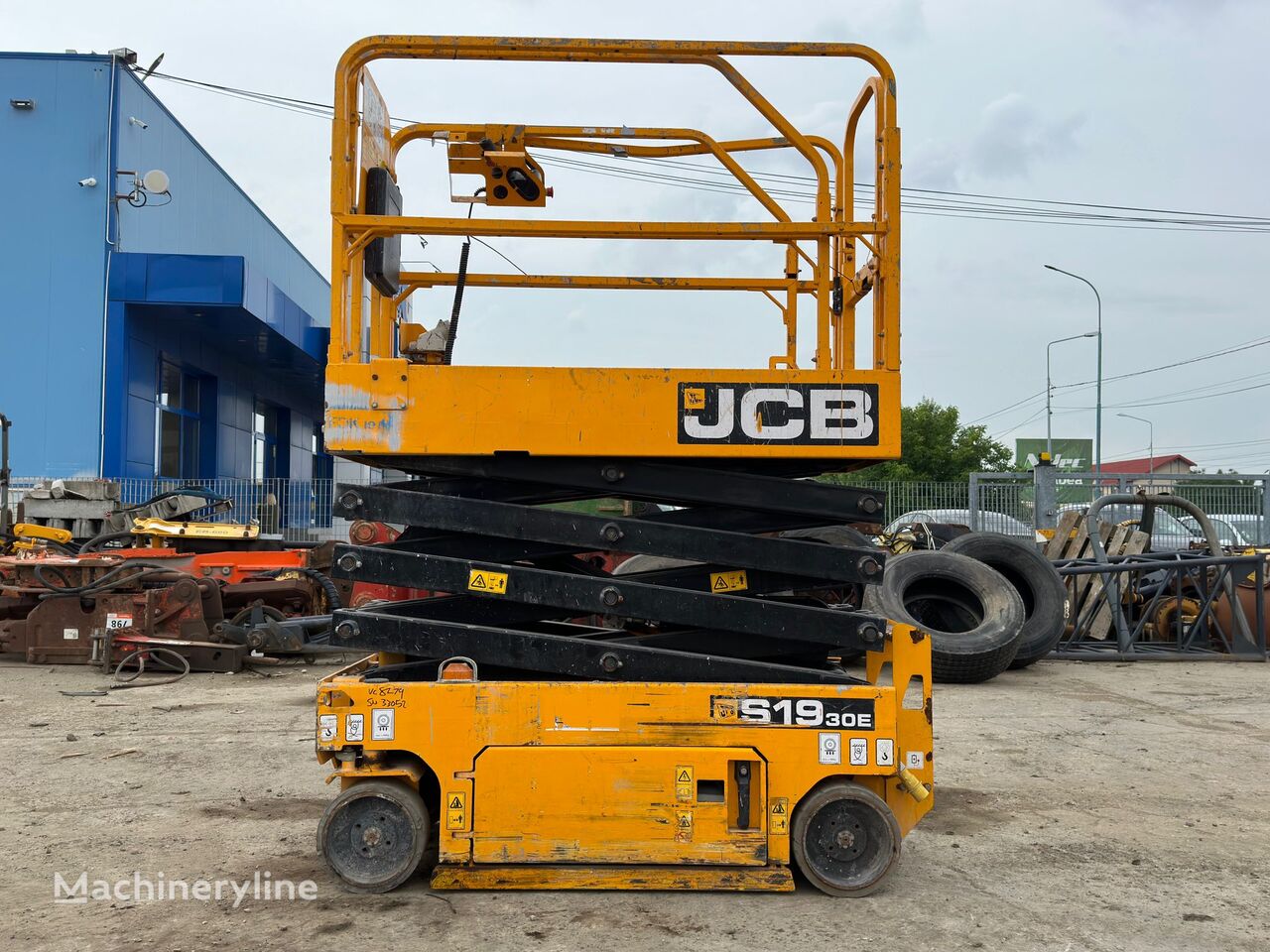 підйомник телескопічний JCB S1930E