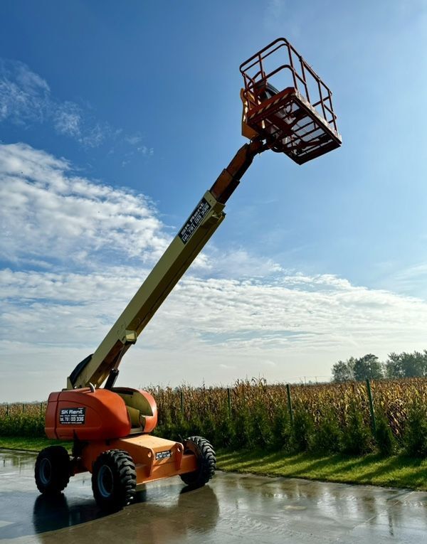 телескопический подъемник JLG 600S