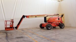 JLG 800AJ telescopic boom lift