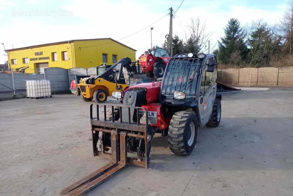 Manitou MT -625 telescopic boom lift