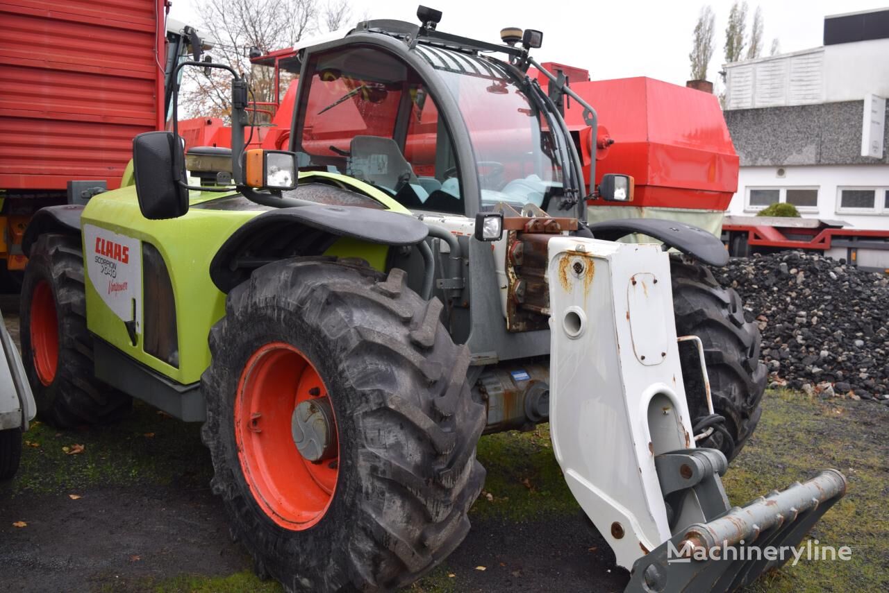 Телескопический фронтальный погрузчик Claas SCORPION 7040 - Machineryline