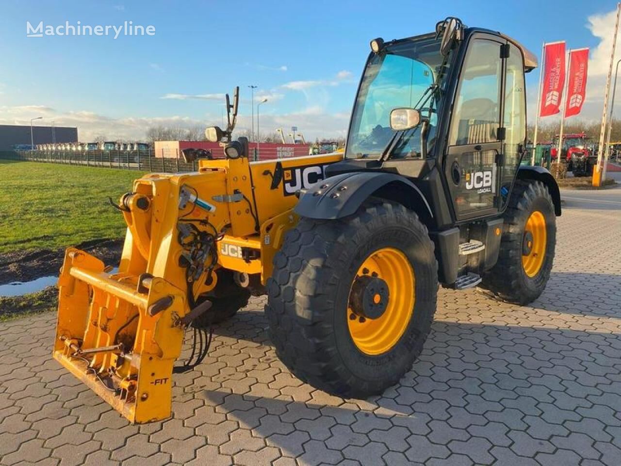 rataslaadur JCB 560-80 AGRI SUPER MIT DRUCKLUFT