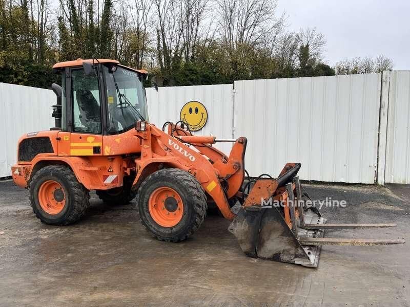 Volvo L30G telescopic wheel loader