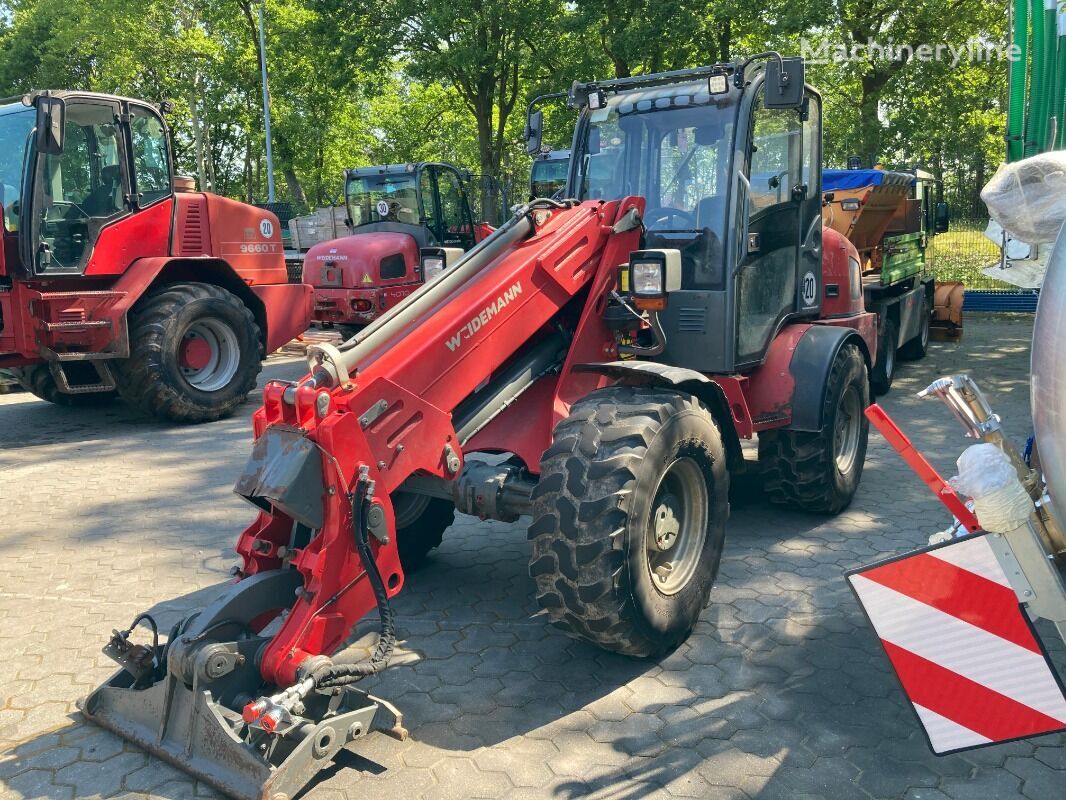 телескопический фронтальный погрузчик Weidemann 4070 CX 80 T