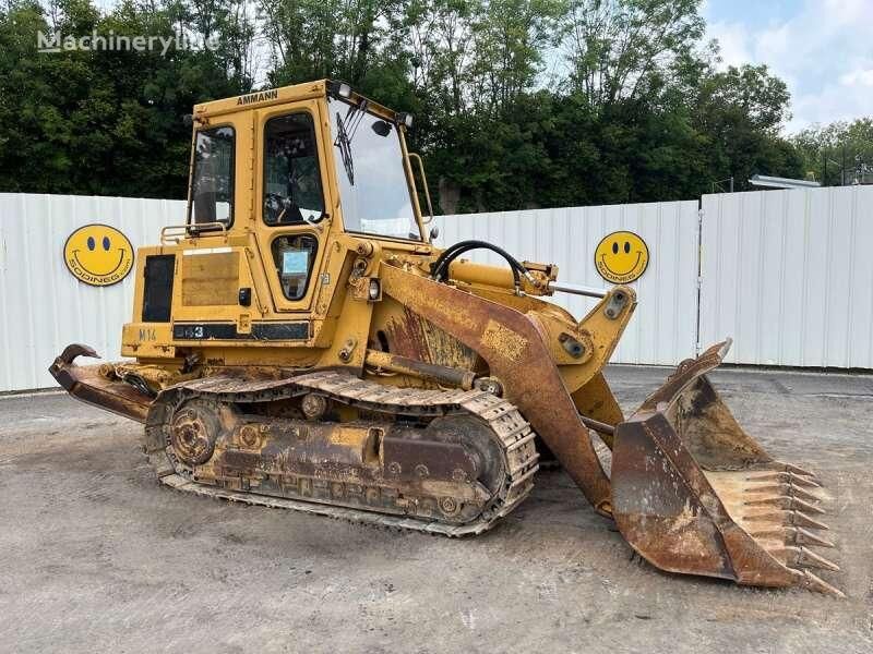 chargeuse sur chenilles Caterpillar 943