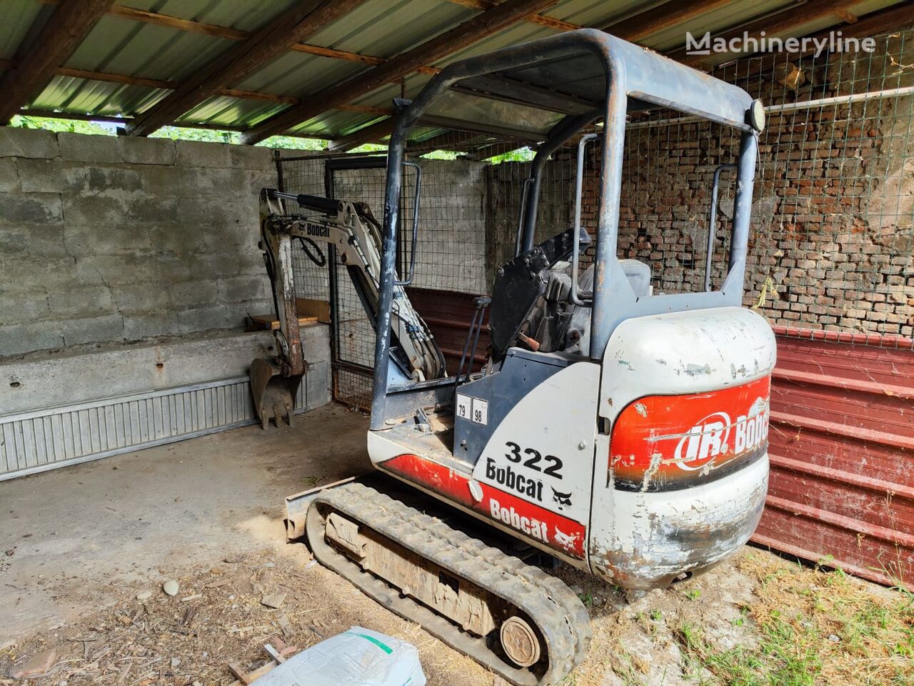 Bobcat 322 tracked excavator