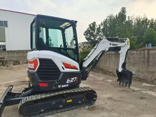 pelle sur chenilles Bobcat E27Z