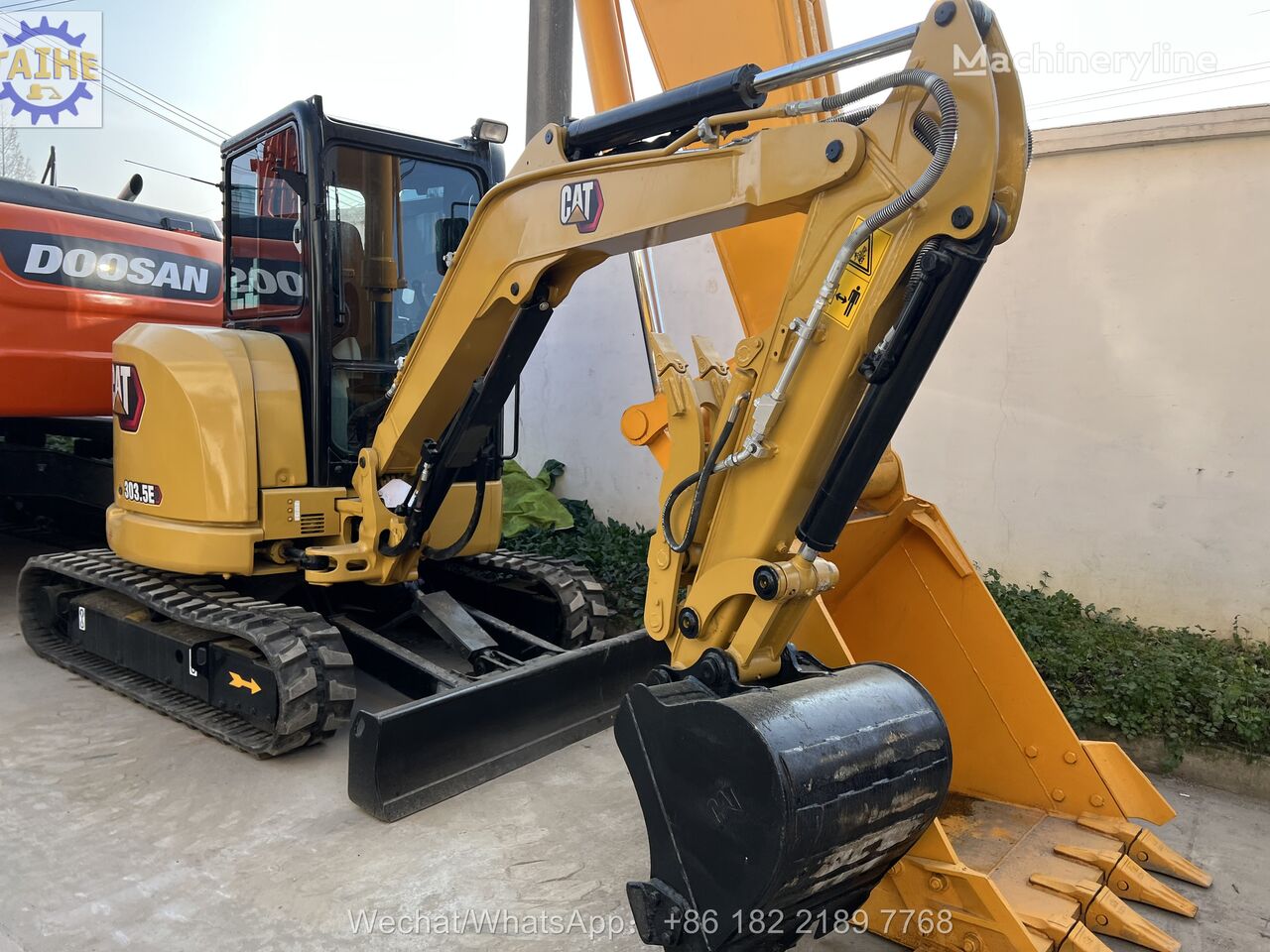 CAT 303.5E tracked excavator