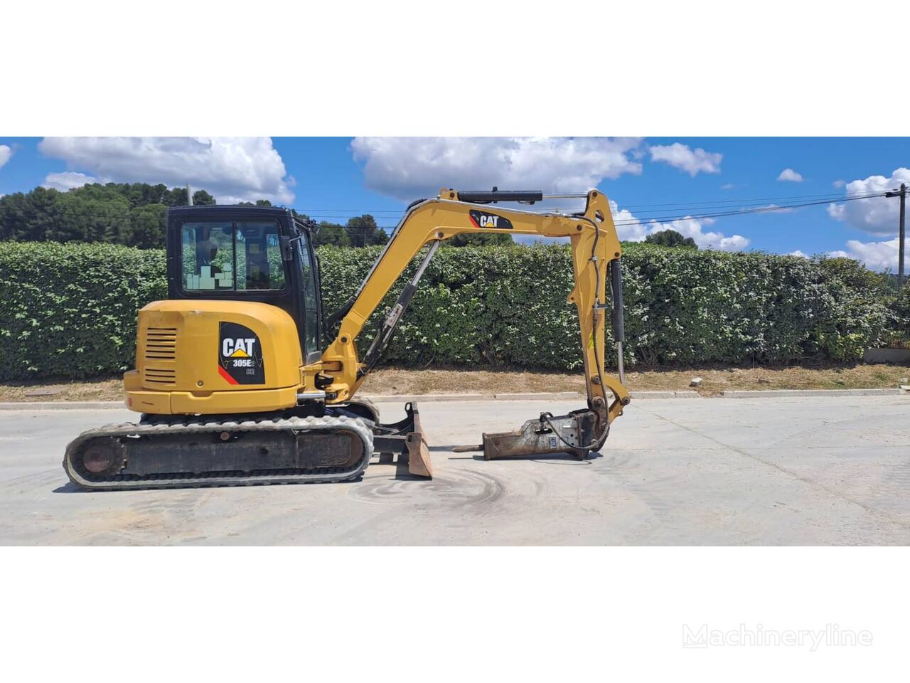 CAT 305E2 tracked excavator