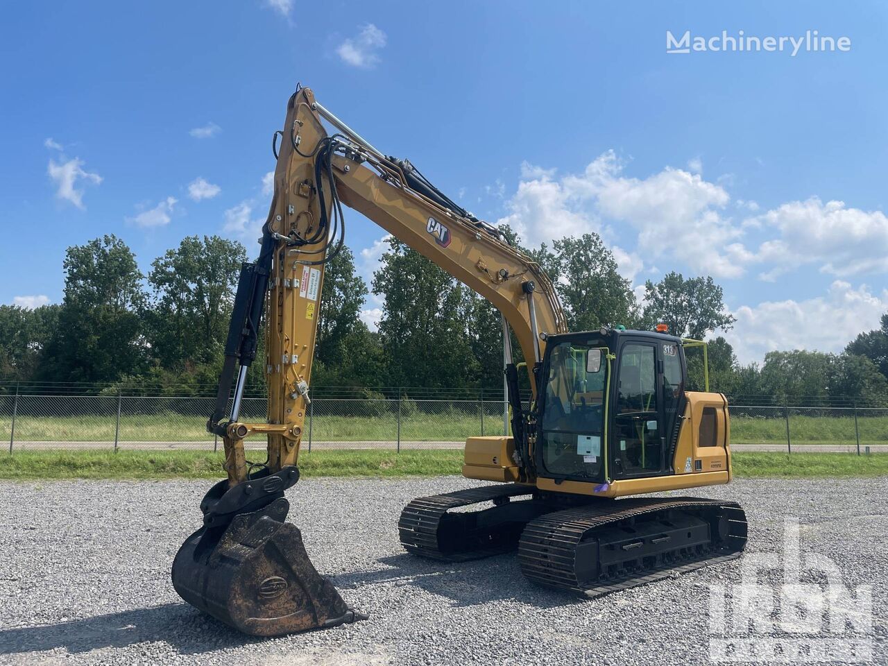 CAT 313 tracked excavator