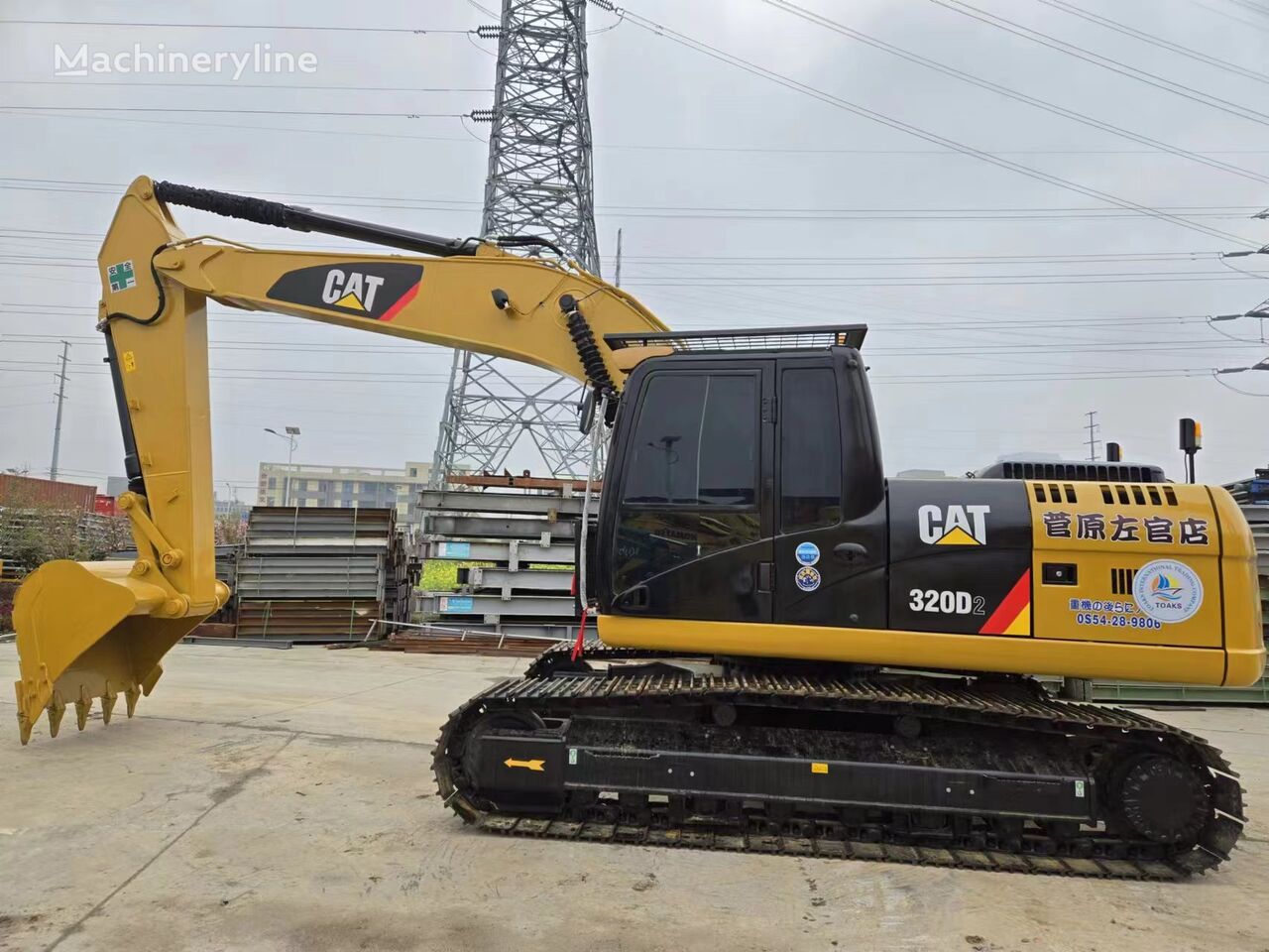 CAT 320D2 tracked excavator