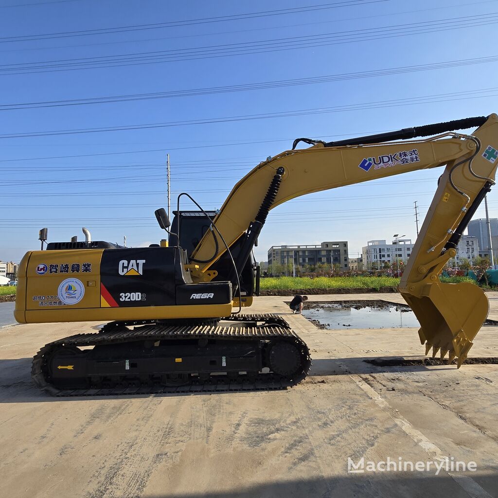 CAT 320D2 tracked excavator