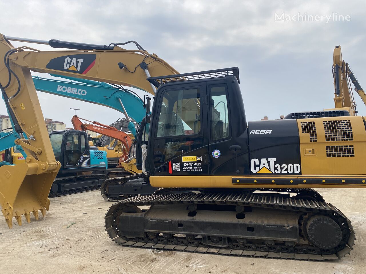 pásové rýpadlo CAT 320d