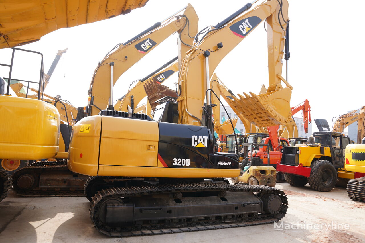 CAT 320d tracked excavator